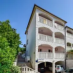 Marina-6 By Interhome