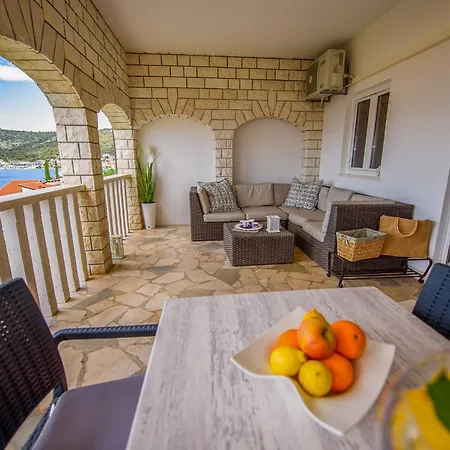 Apartmán Marina-6 By Interhome