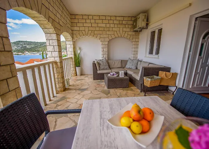 Appartamento Marina-6 By Interhome